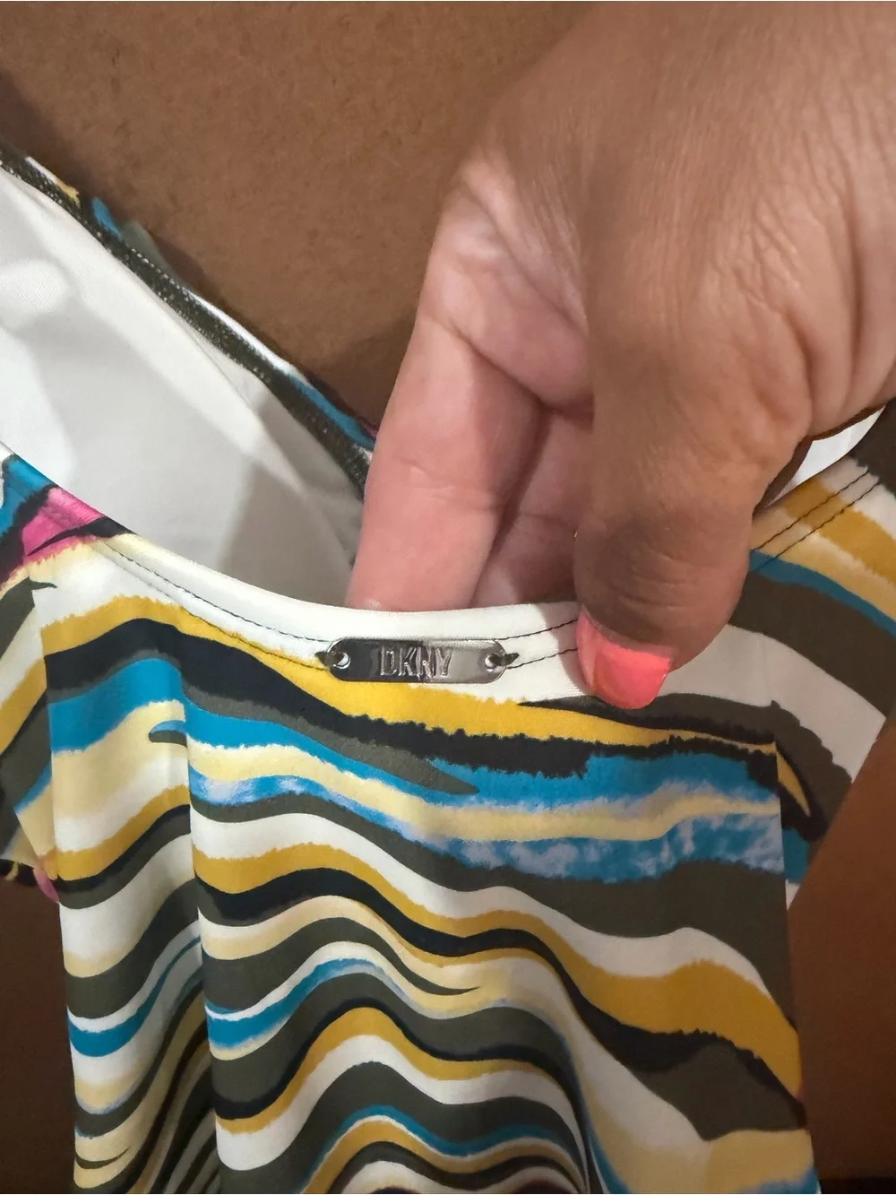DKNY Multicolor Striped One-Piece Swimsuit ruffled v-neckline. Tummy control.8 - Picture 5 of 12